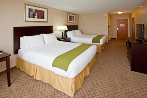 Holiday Inn Express Hotel & Suites Anderson By Ihg Exterior photo